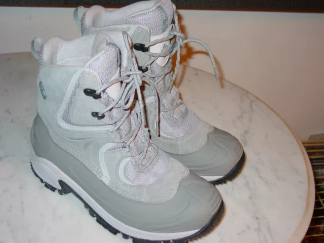 Womens Columbia BL 1544-001 Snowtrek Gray Winter Boots! Size 9.5