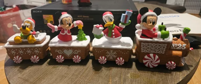 HALLMARK 2016 Disney Christmas Express Train Mickey Minnie Donald And Pluto