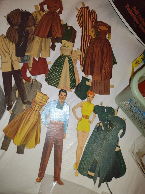 I LOVE LUCY Paper Dolls w/ Clothes. NOT REPRODUCTIONS