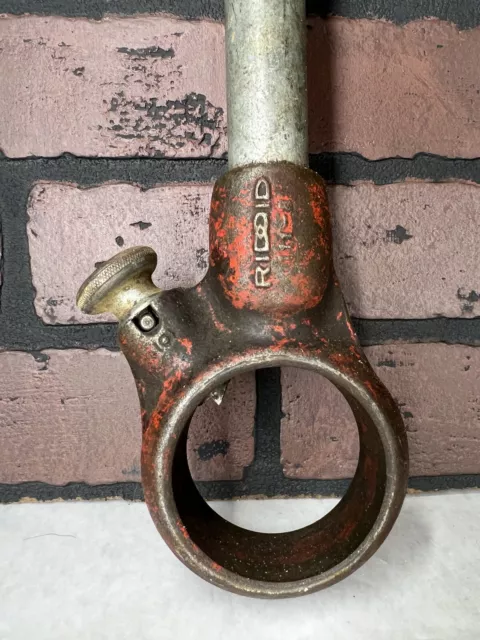 Ridgid 111-R ratcheting pipe threader Plumbing Pipe Fitters Plumber Tools Used