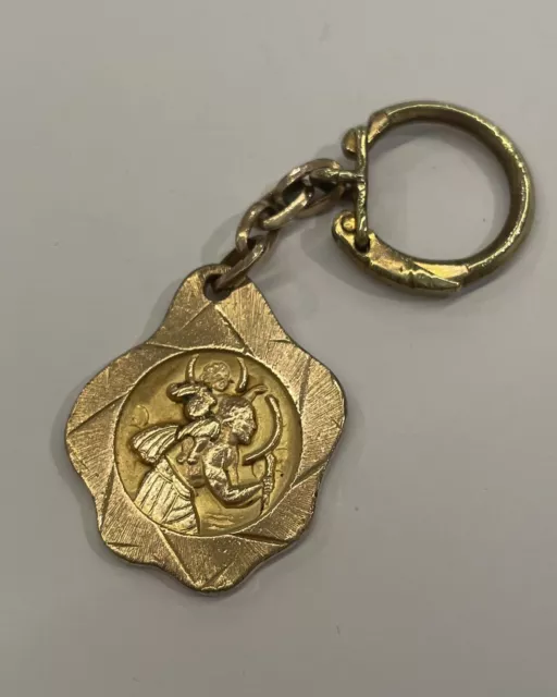 ancienne porte clés métal argenté blason médaille saint Christophe