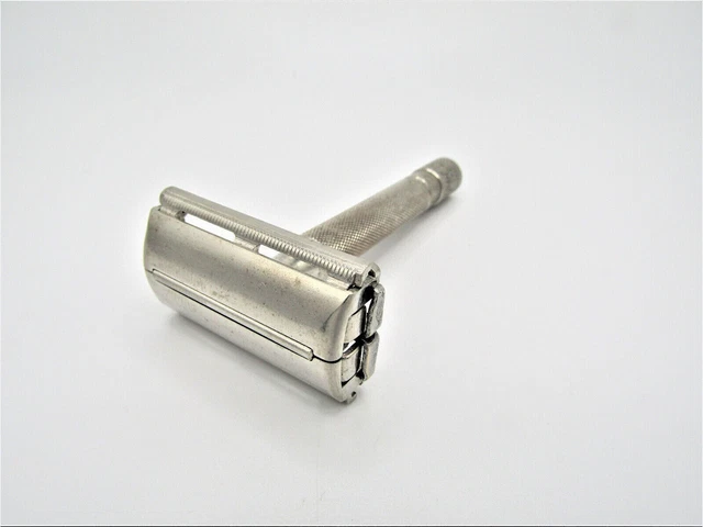 Vintage 1940's Gillette Double Edge DE Super Speed Safety Razor Made in USA