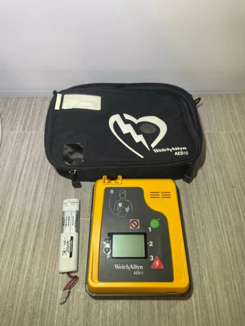Trainer Welch Allyn AED10 / P/N 970300 Defibrillator AED With No PADS.
