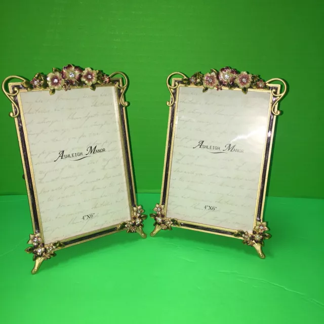 Ashleigh Manor 4 x 6 Picture Frame Beautiful Vintage  Used