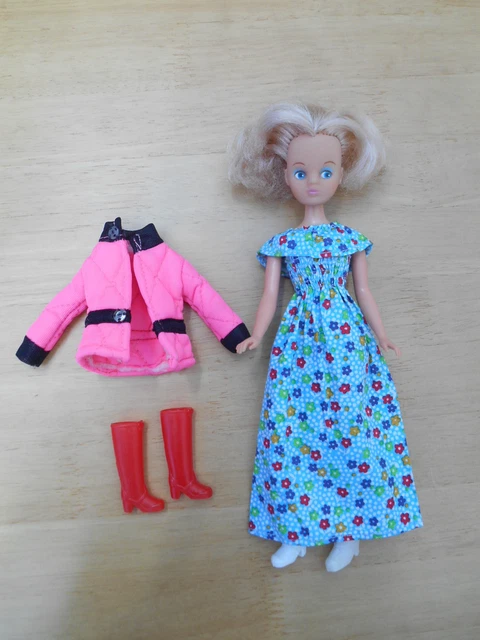 MARY QUANT DAISY Doll St Moritz Garden Model Toys