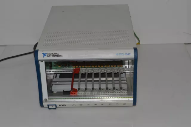 ^^ National Instrument Ni Pxi-1042 Chassis  (Zli4)