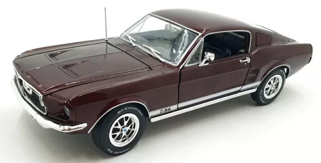 Auto World 1/18 Scale AMM1309/06 - 1967 Ford Mustang GT 2+2 - Burgundy