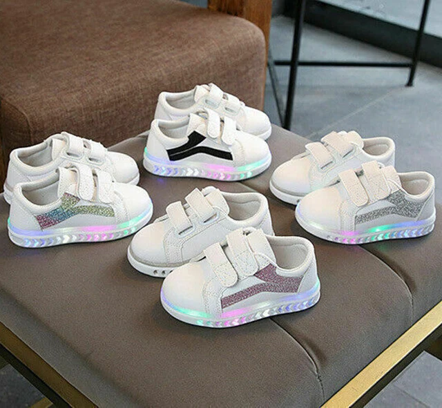 Baby Boys Girls Kids Shoes Toddler Light Up Luminous Trainers LED Flash Sneakers