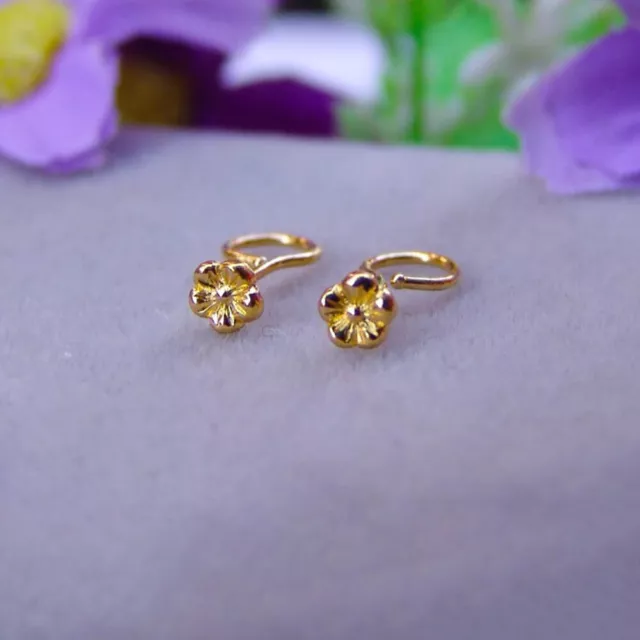 Real Solid 24K Yellow Gold Women Stud Earrings Small Plum Blossom Flower 0.42g