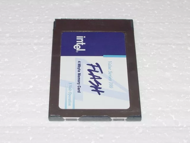 CARTE PCMCIA FLASH Intel 4 Mo série 100 iMC004FLSC-10 5 VOLTS