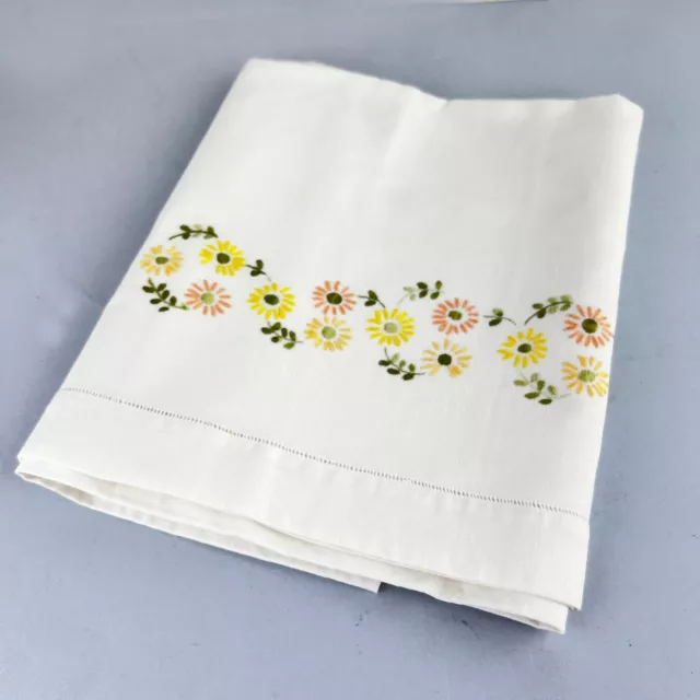 Antico Asciugamano bianco Anni 70 in misto Lino Ricamato fiori Vintage Retro fio