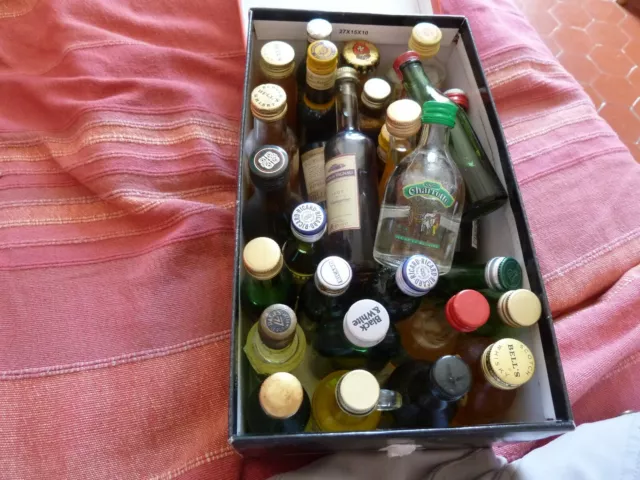 Lot de 5 mignonnettes RHUM NEGRITA SAINT JAMES CLEMENT Martinique alcool