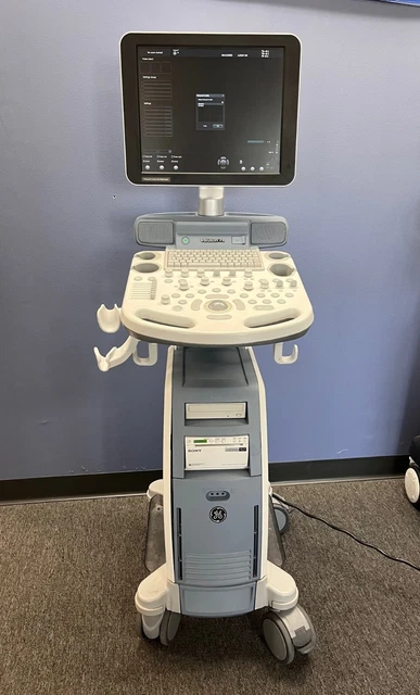 GE Volusion P8 BT 16 Ultrasound System DOM 2017 GE Volusion P8 BT 16 Ultrasound System DOM 2017