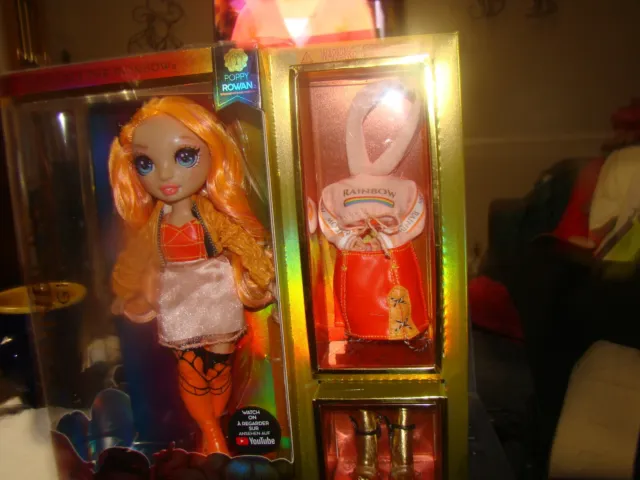 Rainbow Surprise High Poppy Rowan – Orange Fashion Doll with 2 Outfits