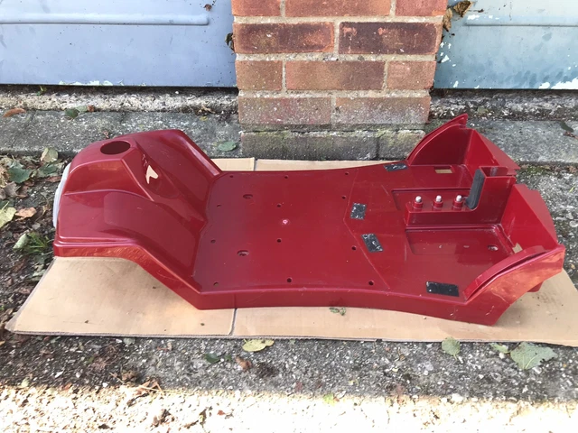 ROMA Medical TE-7A SHOPRIDER mobility scooter spare parts. MAIN BODY PANEL