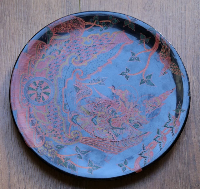Antique/Vintage Burmese Lacquered Wooden Plate Hand Painted Amazing Detail 25cm 7