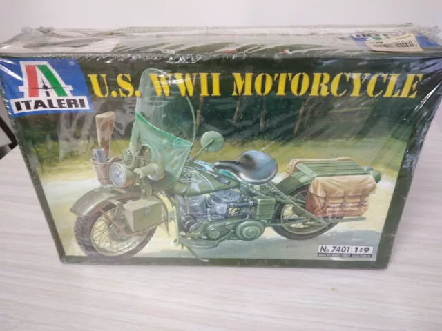 Italeri U. S. WW2 Motorcycle 1:9 Scale Model No 7401