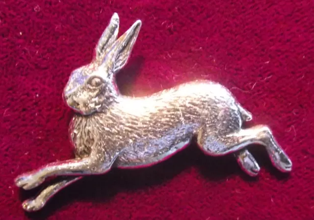 Pewter Hare Coursing Shooting Brooch Pin  Quality