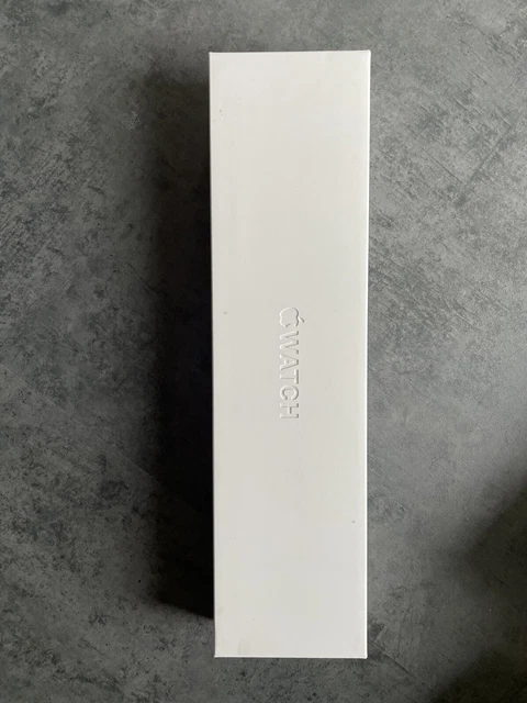 Apple Watch Series 8 45mm Mitternacht Aluminiumgehäuse mit Sportarmband, Regular