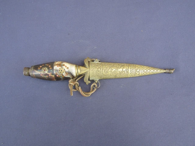 ANCIEN COUTEAU DE chasse avec poignée corne de cerf 1957 - aucune