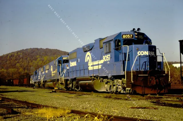 Original 35mm Kodachrome Slide Conrail CR 8057 Loco @ Saucon, PA