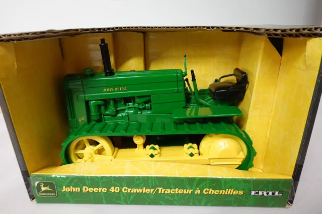 Ertl 5072 John Deere Model  40 Crawler Tractor 1:16 Scale N.i.b.