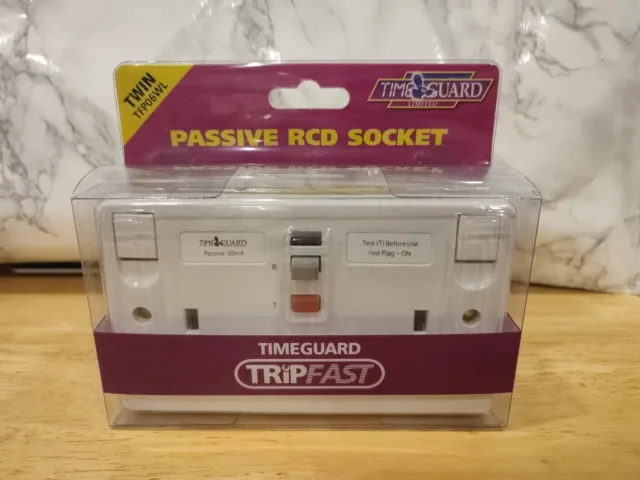 Timeguard 2 Gang RCD Double Socket TFP06WL Passive 13 AMP 30MA Switched Outlet