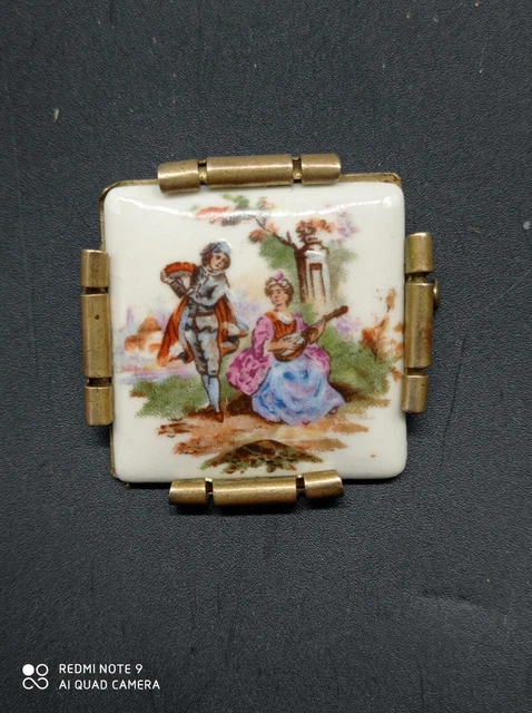 Broche Ancienne Laiton Et Porcelaine Limoges - Scène Galante - Réf. 68317 - Occasion
