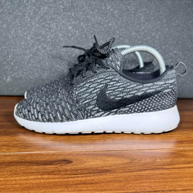 Nike Roshe Run Flyknit Women's Size 6.5 Black Grey Running Shoes 704927-601