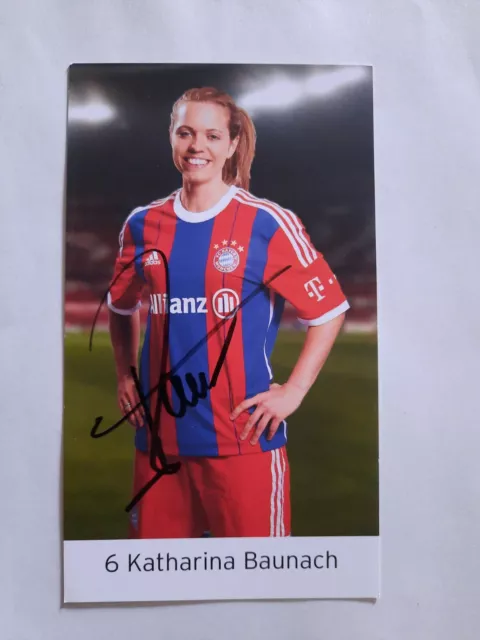 Katharina Baunach Bayern München  - Ex West Ham United