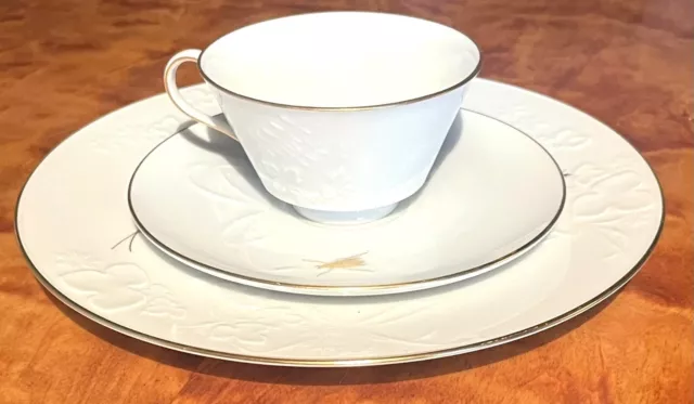 KPM Berlin Trude Petri Bauhaus Feldblume Teegedeck Teetasse Gold