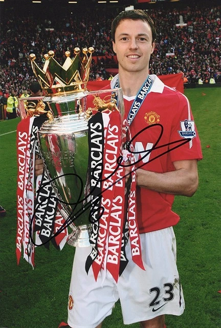 Jonny Evans, Manchester United & Northern Ireland, signed 12x8 inch photo. Proof