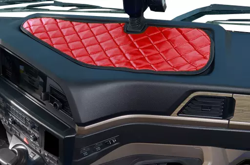 Tappetino centrale cruscotto in Ecopelle Rossa per new MAN TGX dal 2021