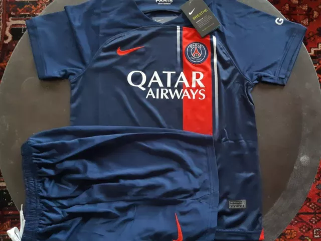 Maillot de foot + Short Enfants PSG saison 2023 / 2024