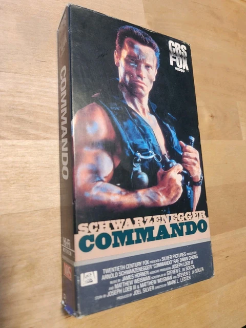 Schwarzenegger Commando Psycho et Stalker 3.75 FIGURE - 20th century Schwarzenegger Commando Psycho et Stalker 3.75 FIGURE - 20th century