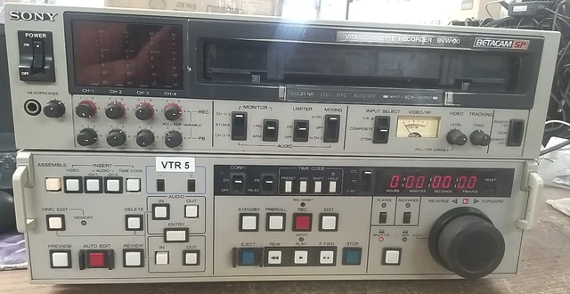 SONY BETACAM SP BVW-70 Editing Cassette Recorder Player