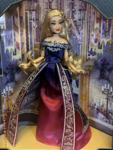 Disney Limited Edition Ultimate Princess Sleeping Beauty Aurora Designer Doll 3