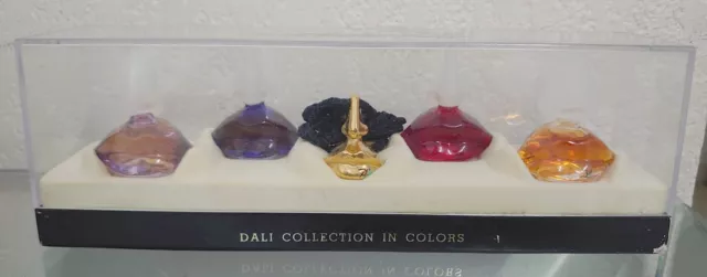 COFFRET COLLECTION IN COLORS - 4 X 5 ML + Pendentif de DALI