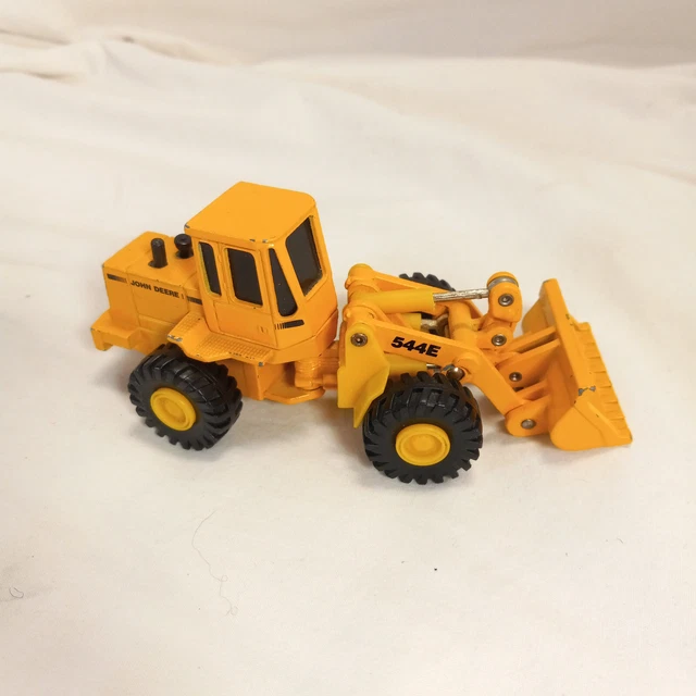VINTAGE JOHN DEERE Front End Loader Farm Toy ERTL Co. 164 Diecast 544E
