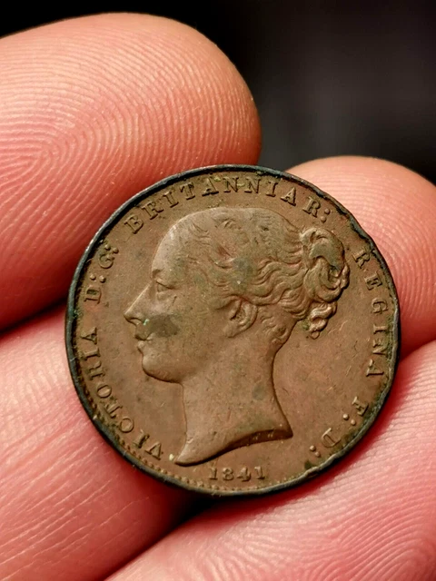Royaume-Uni ,1 Farthing Victoria "tête jeune" 1841 ! 4,34 g