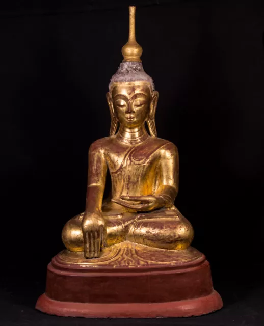 Antique Burmese Buddha statue from Burma, Early 19th century