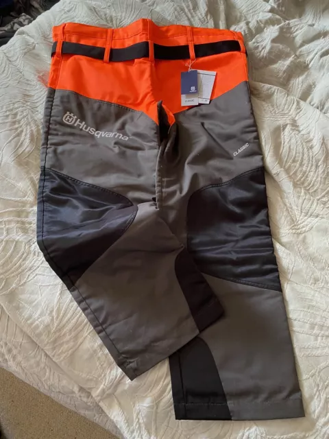 BNWT Husqvarna Classic Chainsaw Protective Chaps One Size Class 1