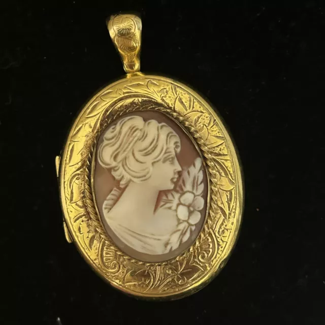 Vtg Signed 12k Gold Filled Danecraft Victorian Carved Shell Cameo Locket Pendant