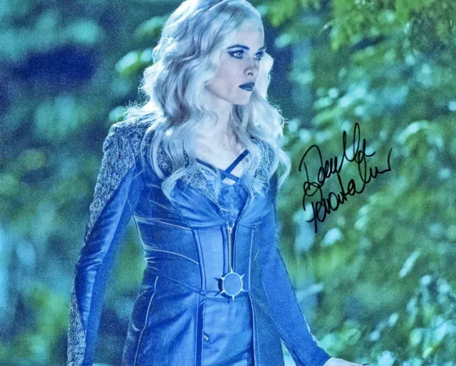 A fantastic 10x8 Autographed Photo of Danielle Panabaker & CoA