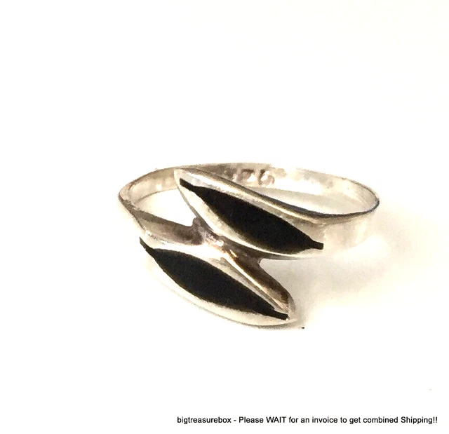 Vintage Ring MARKED TAXCO MEXICO 925 STERLING SILVER Size 5 Onyx Band lot y