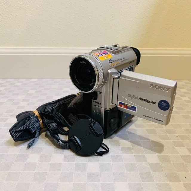 SONY DCR-PC100 MINIDV Digital Handycam Camcorder – Compact