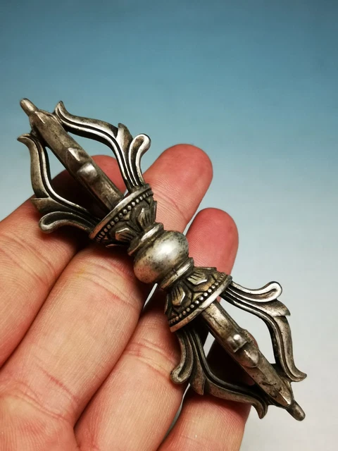 Old Tibetan Silver Refined Buddhist Spiritual Exorcism Tool Magic Instrument F10