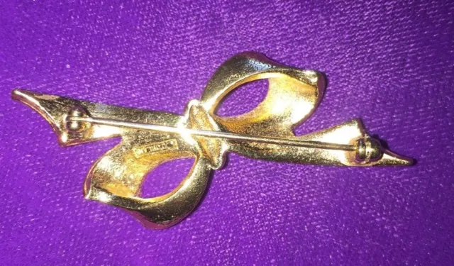 D’orlan Buried Treasure Brooch Crystals 22Kt Gold Plated Bow 2.4" X 1" Vntg Mint 3