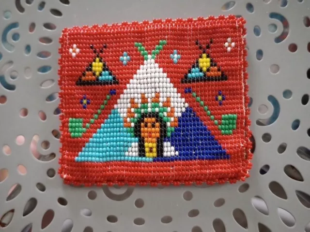 Vintage Hand Beaded Deer Skin Leather Native American Coin Purse Chief TeePee