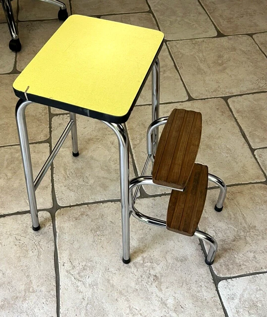Ancien petit banc en bois chêne massif marche pied vintage